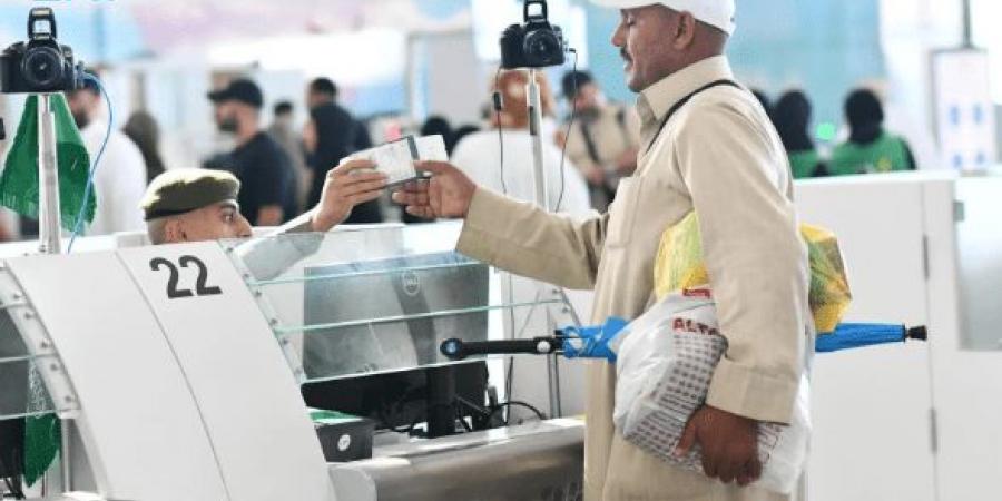خدمة “مقيم” تتيح التحقق من صلاحية تأشيرة الزيارة بأنواعها للقادمين إلى المملكة بسهولة - المصدر 24