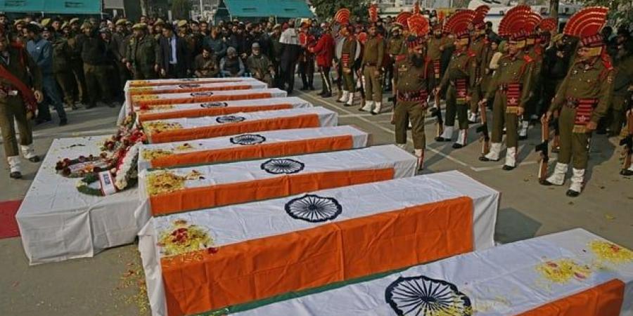 انفجار ضخم داخل مركز شرطة في كشمير يودي بحياة 8 أشخاص ويصيب 27 آخرين - المصدر 24