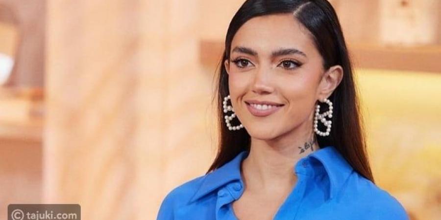 عيون لامعة وشعَر مرفوع: إطلالة جمالية متقنة لستيفاني عطالله - المصدر 24