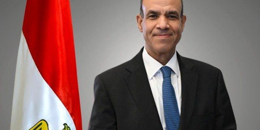 وزير الخارجية المصري يبحث مع نظيره الإيراني ومدير (الطاقة الذرية) ملف طهران النووي - المصدر 24