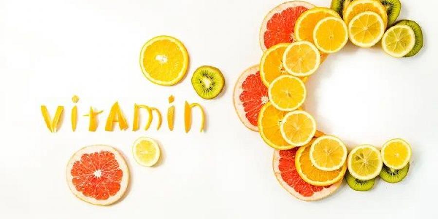 طبيب يحذر من الإفراط في تناول فيتامين سي لهذه الأسباب - المصدر 24