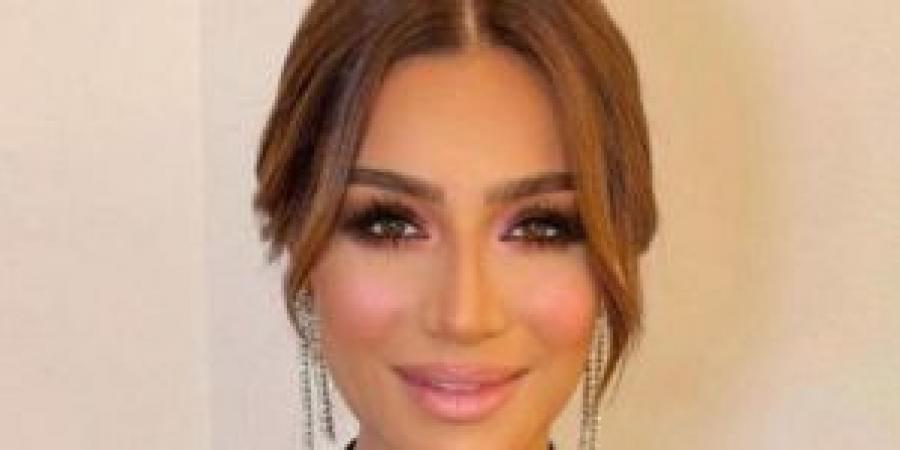 بلاغ يطالب بمنع دخول مايا دياب مصر بسبب دينا الشربيني - المصدر 24