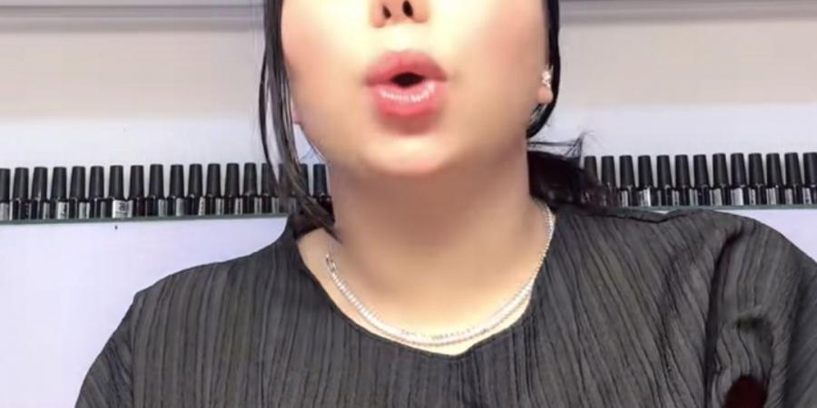 بعد أيام من وفاة إسماعيل الليثي.. شقيقة زوجته: أختي فاقدة الوعي وصورتها بالبيجامة نزلت بالغلط - المصدر 24