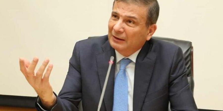 وزير الزراعة يعقد اجتماعاً موسعاً لمديري مديريات الزراعة ومسئولي حماية الأراضي بالمحافظات - المصدر 24