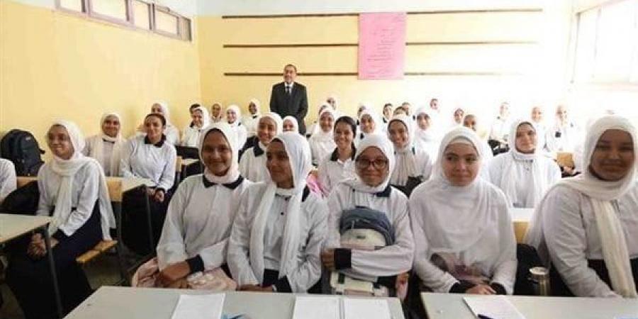 موعد امتحانات شهر نوفمبر 2025 للمراحل التعليمية الثلاث - المصدر 24