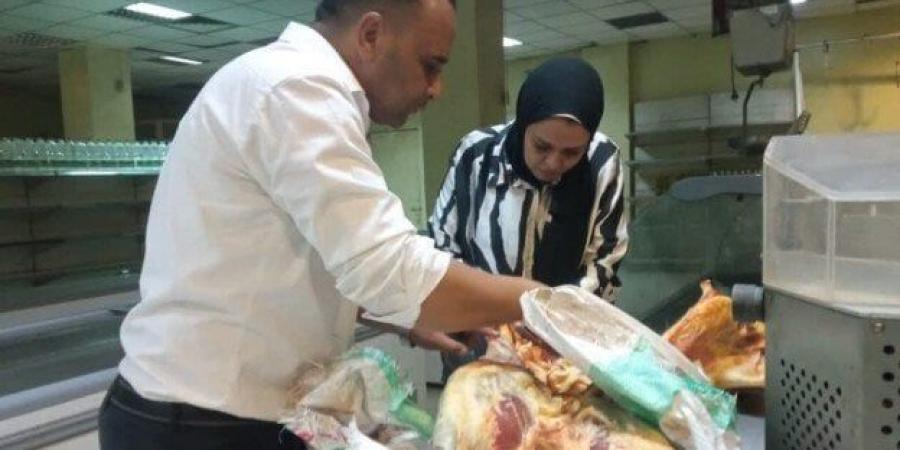 ضبط لحوم ضأن "غير صالحة" في حملات صحة المنيا ببني مزار والعدوة - المصدر 24