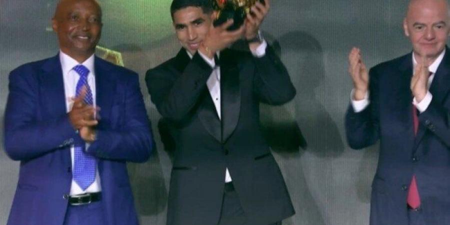 جوائز الكاف 2025.. أشرف حكيمي يحصد جائزة أفضل لاعب في إفريقيا - المصدر 24