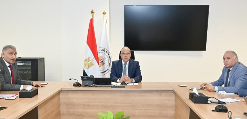 عاجل اخبار مصر | وزير الري: قطاع المياه على رأس اهتمامات الدولة بتنفيذ العديد من المشروعات الكبرى