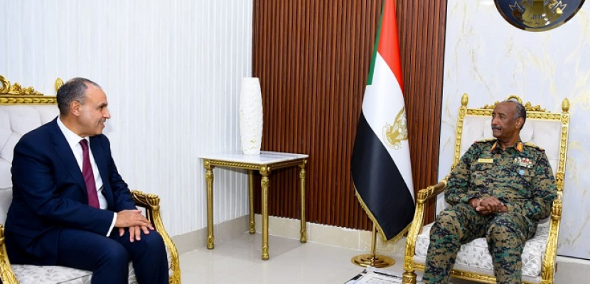 عاجل اخبار مصر | بالصور.. وزير الخارجية يؤكد لعبد الفتاح البرهان جهود مصر لتحقيق الاستقرار فى السودان