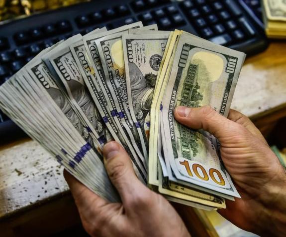 الدولار يواصل الصعود في العراق.. أسعار الصرف تغلق مرتفعة في بغداد وأربيل اليوم الأربعاء 14 يناير 2026