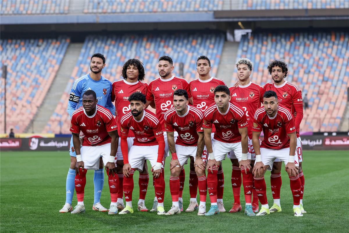 تشكيل الأهلي المتوقع أمام البنك الأهلي اليوم في الدوري المصري 2025-2026.. عودة الشناوي وثلاثي هجومي ناري