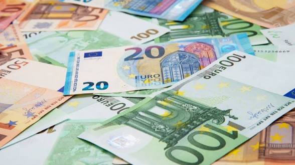 سعر اليورو اليوم الأحد 29 مارس 2026 في مصر يسجل تحركات جديدة بمنتصف التعاملات.. تحديث شامل لأسعار الشراء والبيع في جميع البنوك المصرية