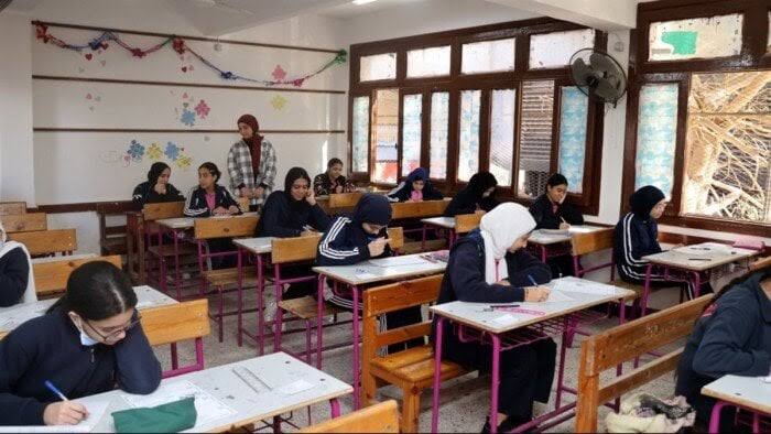 استئناف امتحانات مارس في مدارس القاهرة غدًا بعد تأجيلها بسبب الطقس.. مواعيد جديدة للمواد المؤجلة