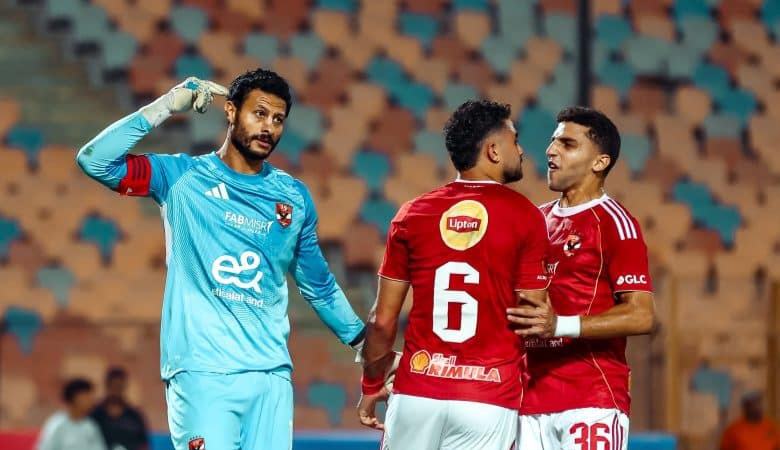 إيقاف محمد الشناوي 4 مباريات يهز الأهلي.. عقوبات نارية من رابطة الأندية بعد مباراة سيراميكا كليوباترا تشعل الدوري المصري