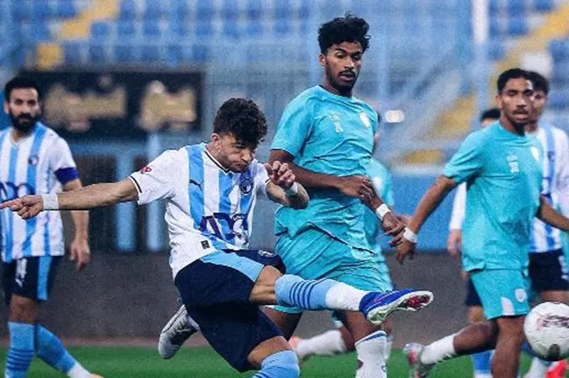 صدمة قوية لبيراميدز قبل المواجهات الحاسمة.. إصابة مصطفى فتحي بكسر في الترقوة ونهاية موسمه رسميًا قبل صدام الزمالك في الدوري وكأس مصر