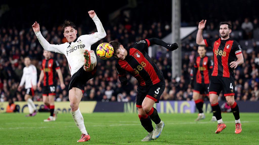 Fulham vs Bournemouth.. بث مباشر مباراة فولهام ضد بورنموث اليوم في الدوري الإنجليزي 2026 لحظة بلحظة وتعادل سلبي مشتعل بعد 35 دقيقة وفرص خطيرة واستحواذ هجومي مستمر