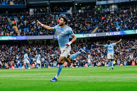 برشلونة يستهدف عمر مرموش لخلافة ليفاندوفسكي.. تحرك جديد من البارسا لخطف نجم مانشستر سيتي في الميركاتو الصيفي